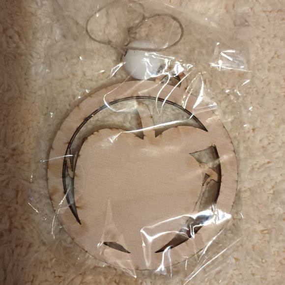 NEW! Lasar Engraved Wooden Teacher Ornament ~ Positive Traits of a Great Teacher - Picture 2 of 3